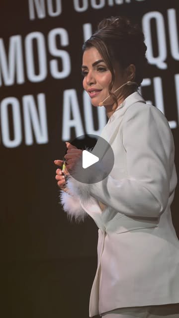 Milena Marin en el escenario de WULOP Argentina